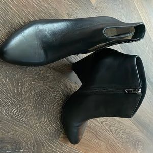 Botkier Isabel Black Leather Boot/Bootie size 8